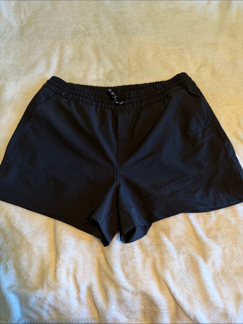 Old Navy Woman’s Stretch Tech Shorts Black Elastic-Waist Active Shorts Size XL